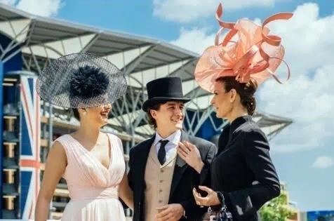 Grand National Dress Code: The ultimate style guide for the biggest Horse Racing event!