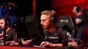 Олоф «olofmeister» Густафссон играет в живом матче за FaZe Clan во время мейджора StarLadder 2019.