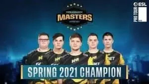 Состав Natus Vincere по CS:GO стоит вместе со словами «Чемпион весны 2021» перед ними, а также с логотипом DreamHack Masters Spring 2021 выше.