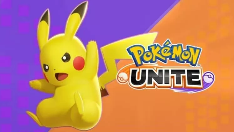 Пикачу бросается в бой на фиолетово-оранжевом фоне с логотипом Pokemon Unite рядом с ним.