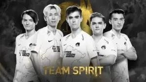 The roster for Team Spirit pose for their team photo at The International 10