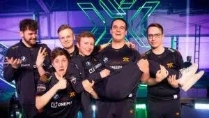 The roster for Fnatic goof around together ahead of playing in the VC 2021 playoffs